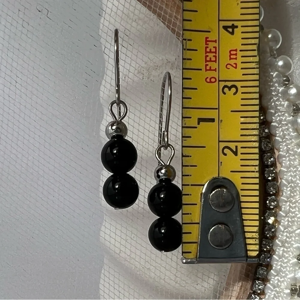 𝅺Petite Black Onyx Earrings